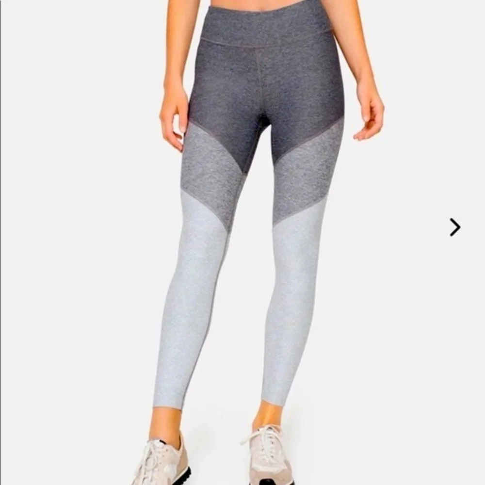 Outdoor Voices Gray Landscape Legging Size M